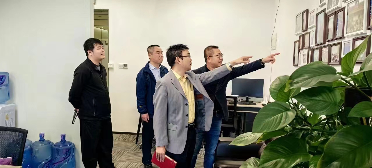 1703756739876187.jpg 1703756739876187.jpg